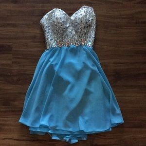 Mini Homecoming/Prom Dress